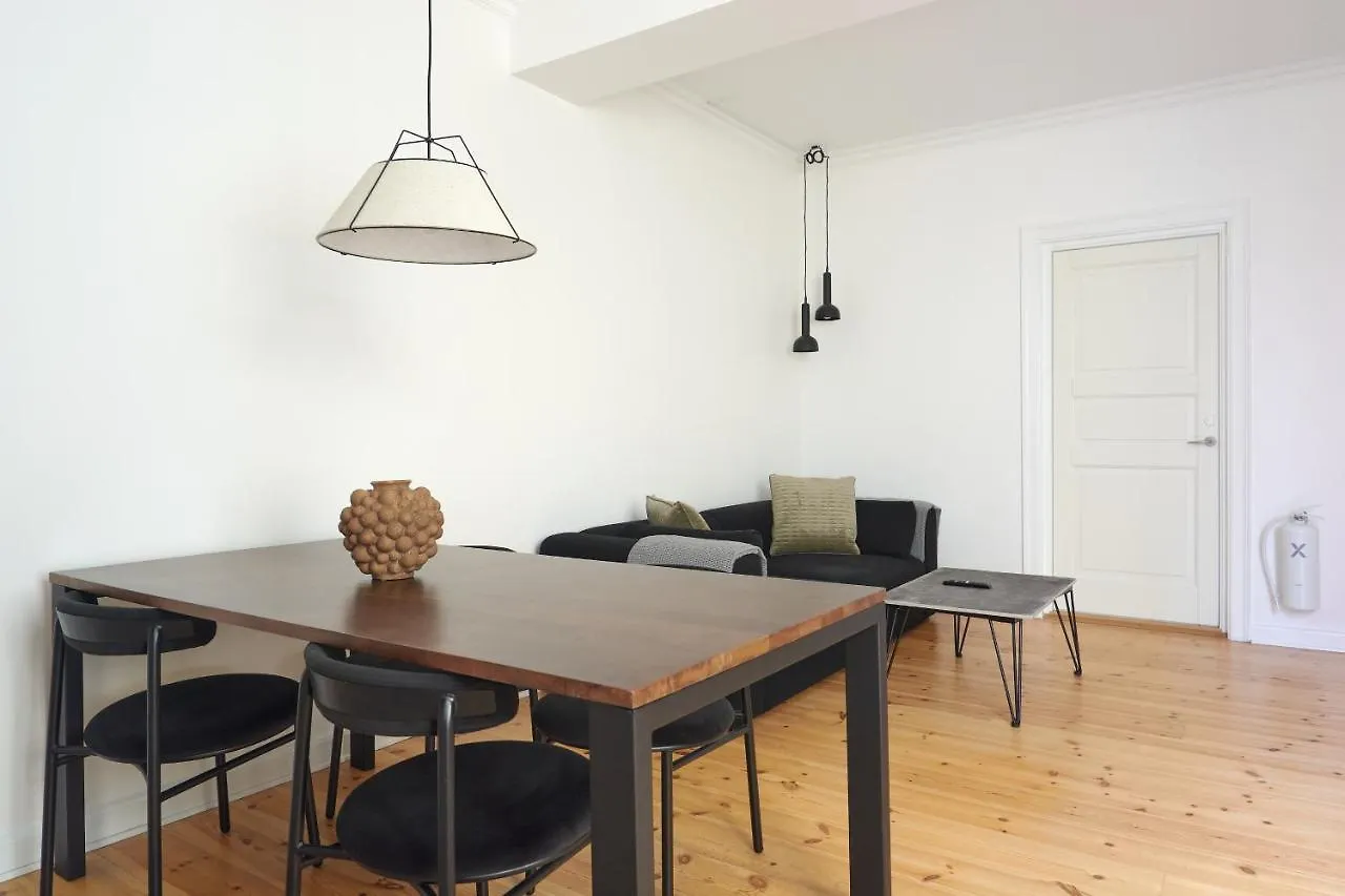 Spacious 3B W Double Beds Copenhagen City Centre